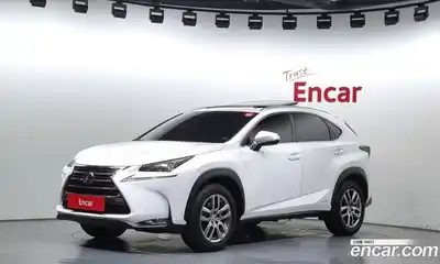 Lexus NX, 2017