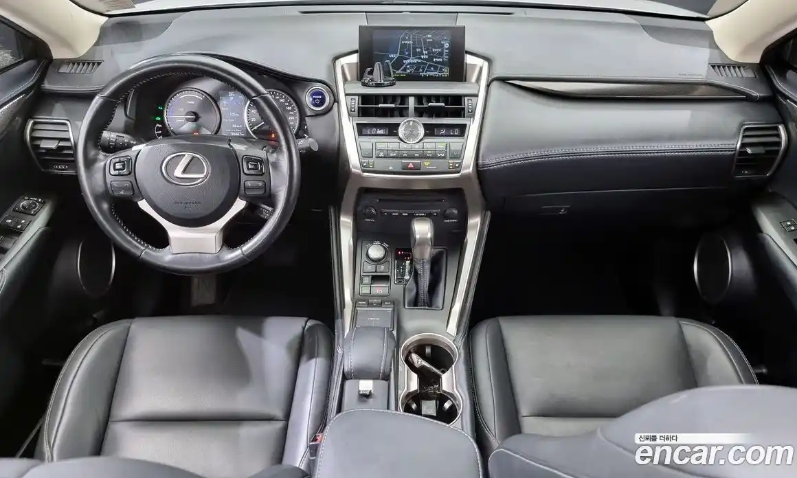 Lexus NX 2017 2.5 гидро в Москве № 168232, фото 7