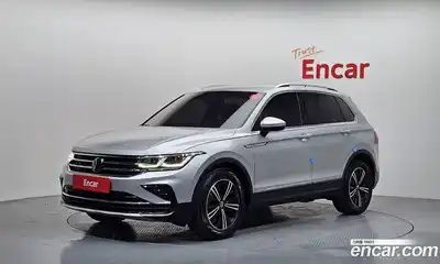 Volkswagen Tiguan, 2022