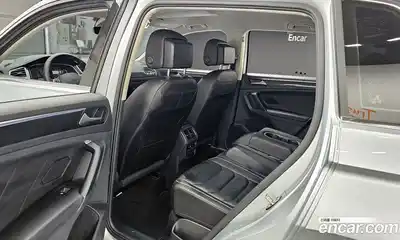 Volkswagen Tiguan 2022 2.0 гидро в Москве № 168685, миниатюра 11