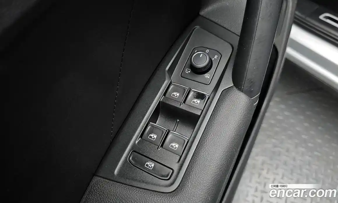 Volkswagen Tiguan 2022 2.0 гидро в Москве № 168685, фото 14