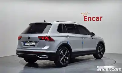 Volkswagen Tiguan 2022 2.0 гидро в Москве № 168685, миниатюра 2