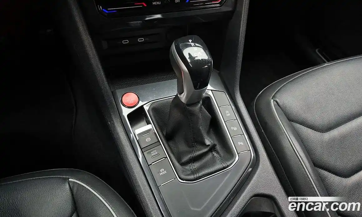 Volkswagen Tiguan 2022 2.0 гидро в Москве № 168685, фото 9