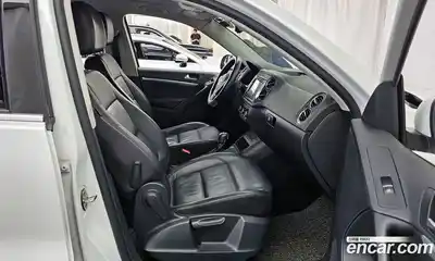 Volkswagen Tiguan 2014 2.0 гидро в Москве № 168979, миниатюра 11