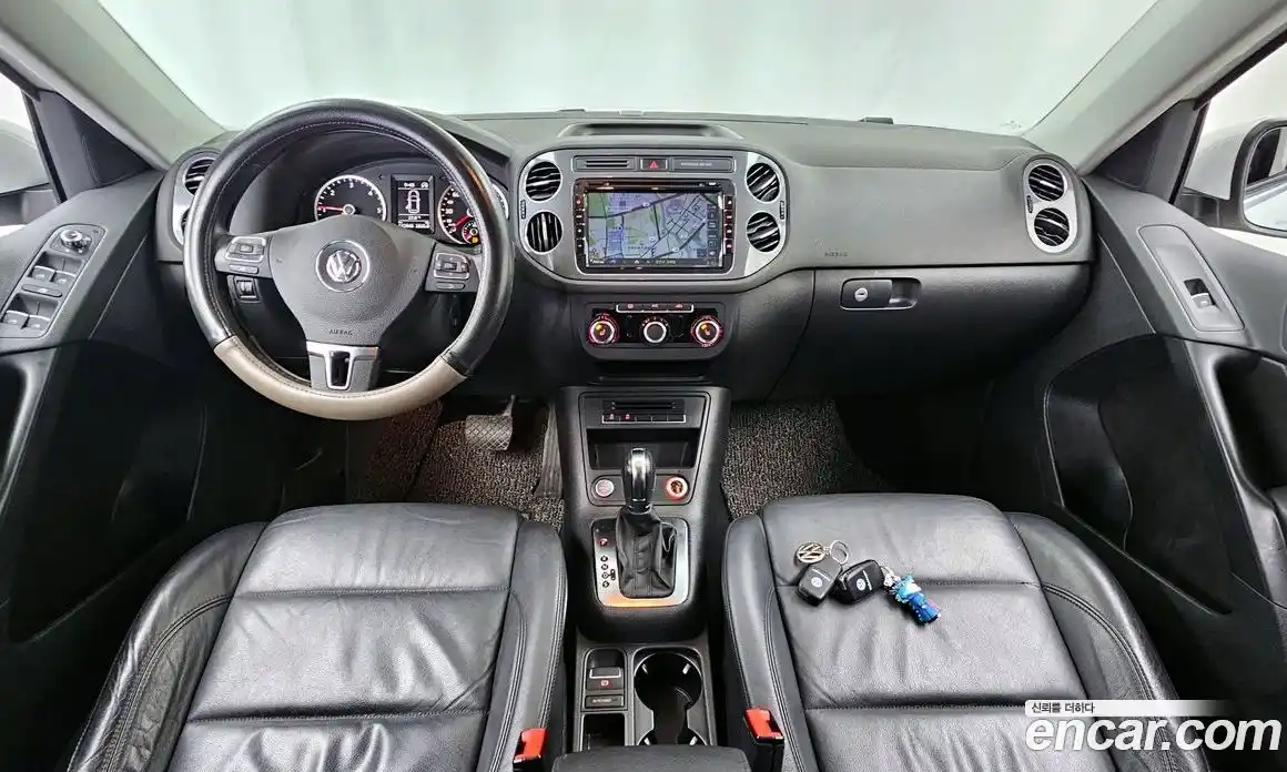 Volkswagen Tiguan 2014 2.0 гидро в Москве № 168979, фото 7