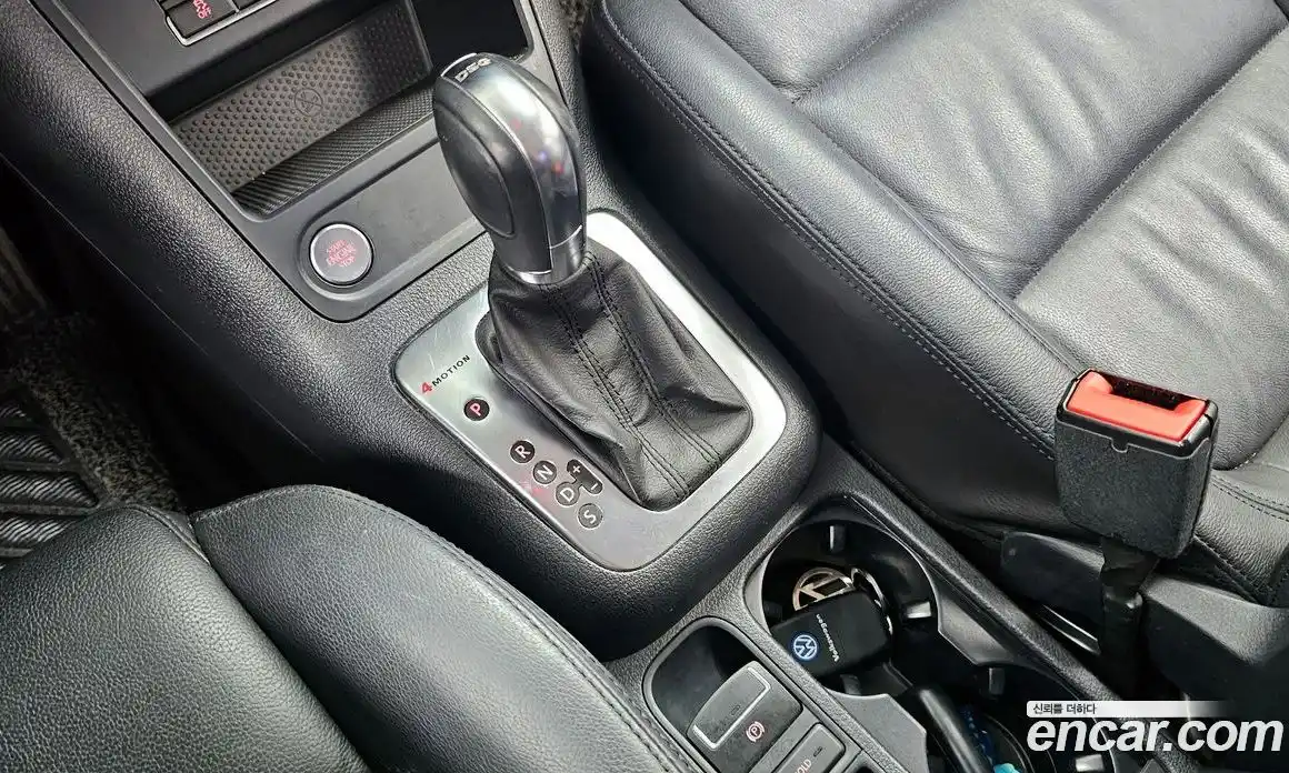 Volkswagen Tiguan 2014 2.0 гидро в Москве № 168979, фото 9