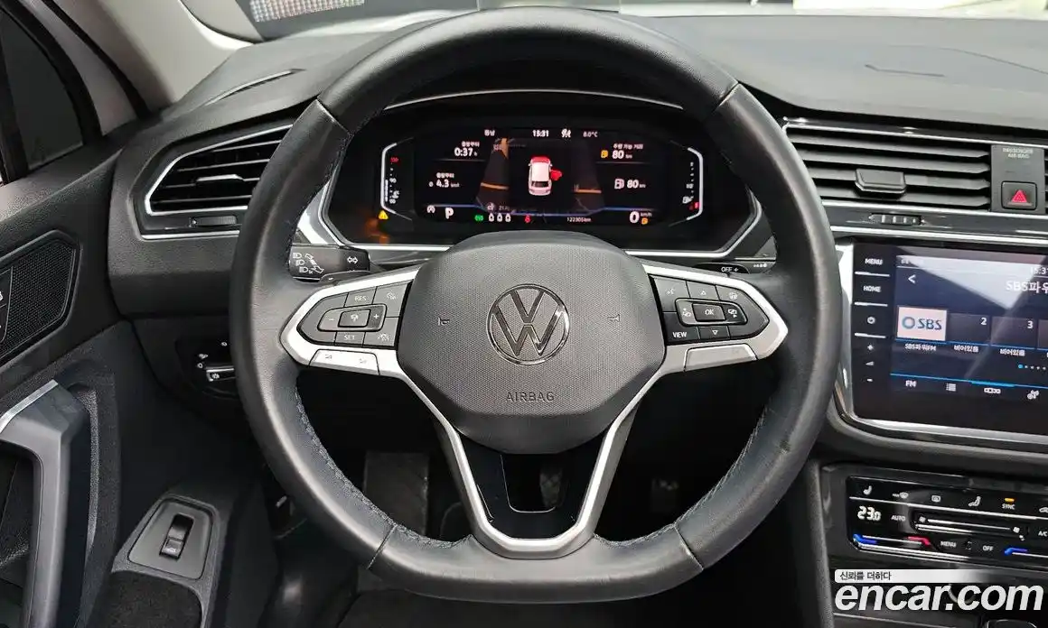 Volkswagen Tiguan 2021 2.0 гидро в Москве № 169055, фото 13