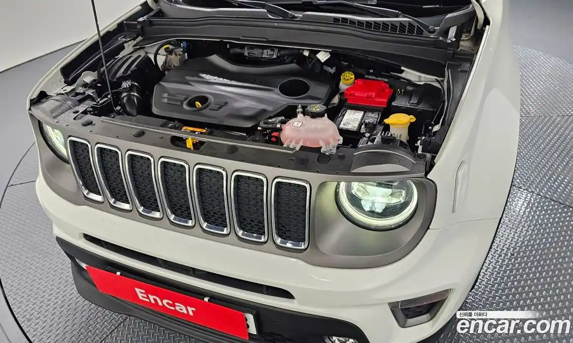 Jeep Renegade 2020 1.6 гидро в Москве № 169573, фото 6