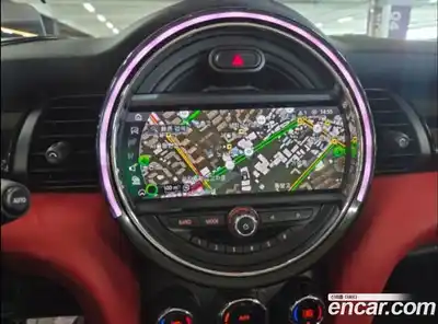 Mini Cooper Convertible 2021 2.0 гидро в Москве № 183087, миниатюра 11
