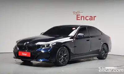 BMW 5-Series, 2025