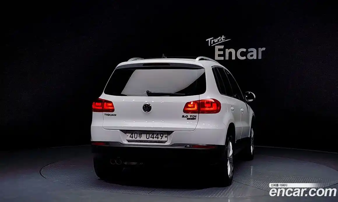 Volkswagen Tiguan 2015 2.0 гидро в Москве № 187082, фото 4