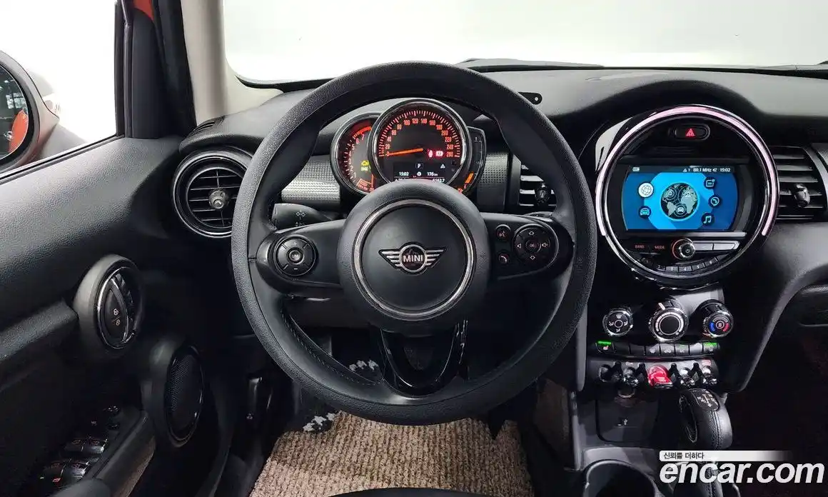 Mini Cooper 2019 1.5 гидро в Москве № 192082, фото 13
