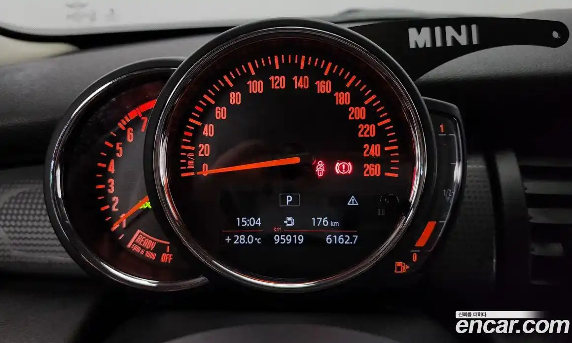 Mini Cooper 2019 1.5 гидро в Москве № 192082, фото 8