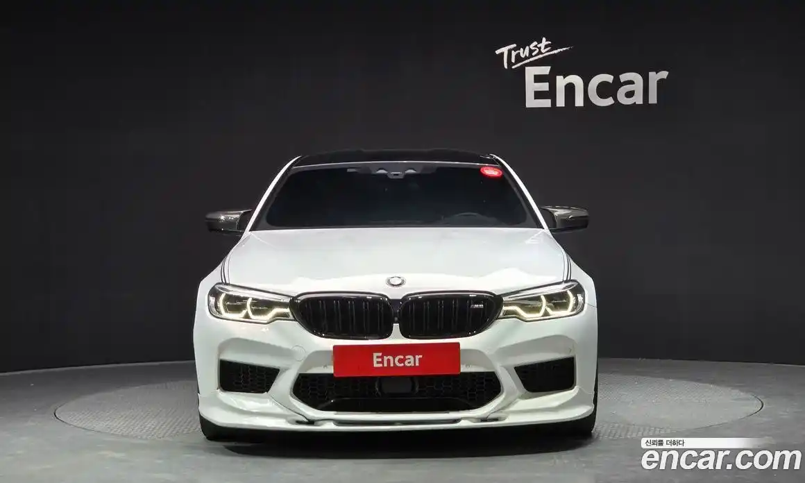 BMW M5 2018 4.4 гидро в Москве № 192131, фото 3