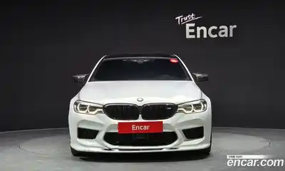 BMW M5 2018 4.4 гидро в Москве № 192131, миниатюра 3