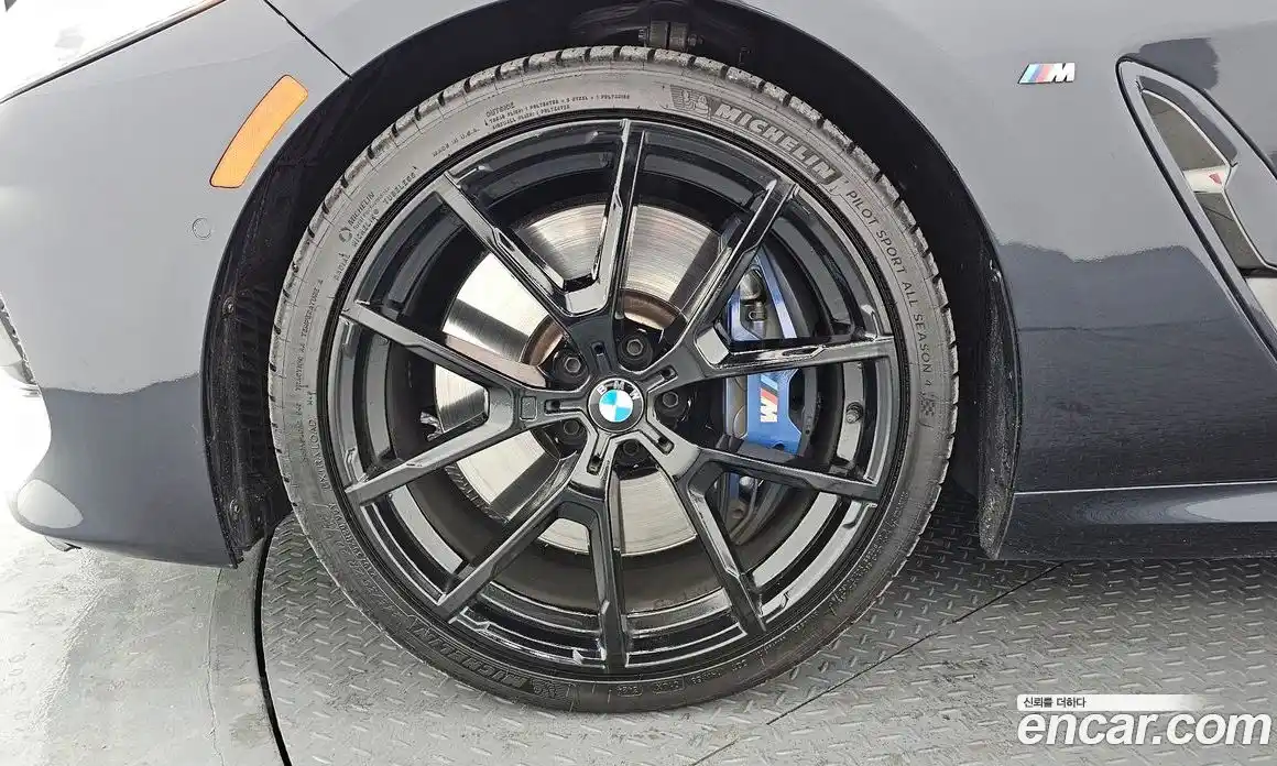 BMW 8-Series 2019 4.4 гидро в Москве № 192993, фото 5