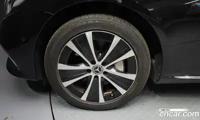 Mercedes-Benz E-Class 2020 2.0 гидро в Москве № 195606, миниатюра 5