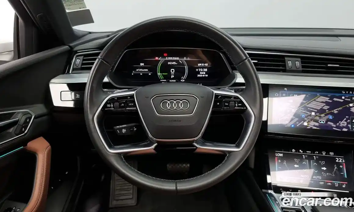 Audi Q8 e-tron 2024 0.3 гидро в Москве № 195886, фото 13