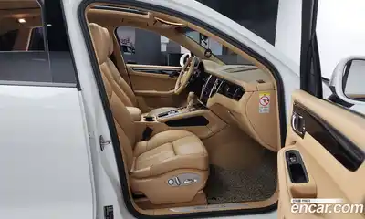 Porsche Macan 2015 3.0 гидро в Москве № 197621, миниатюра 11