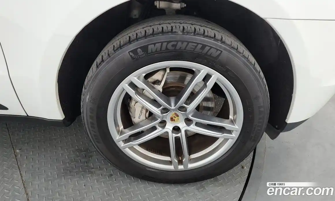 Porsche Macan 2015 3.0 гидро в Москве № 197621, фото 5