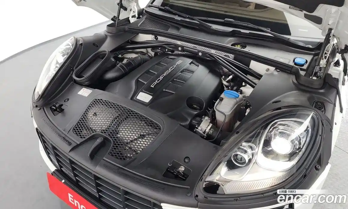 Porsche Macan 2015 3.0 гидро в Москве № 197621, фото 6