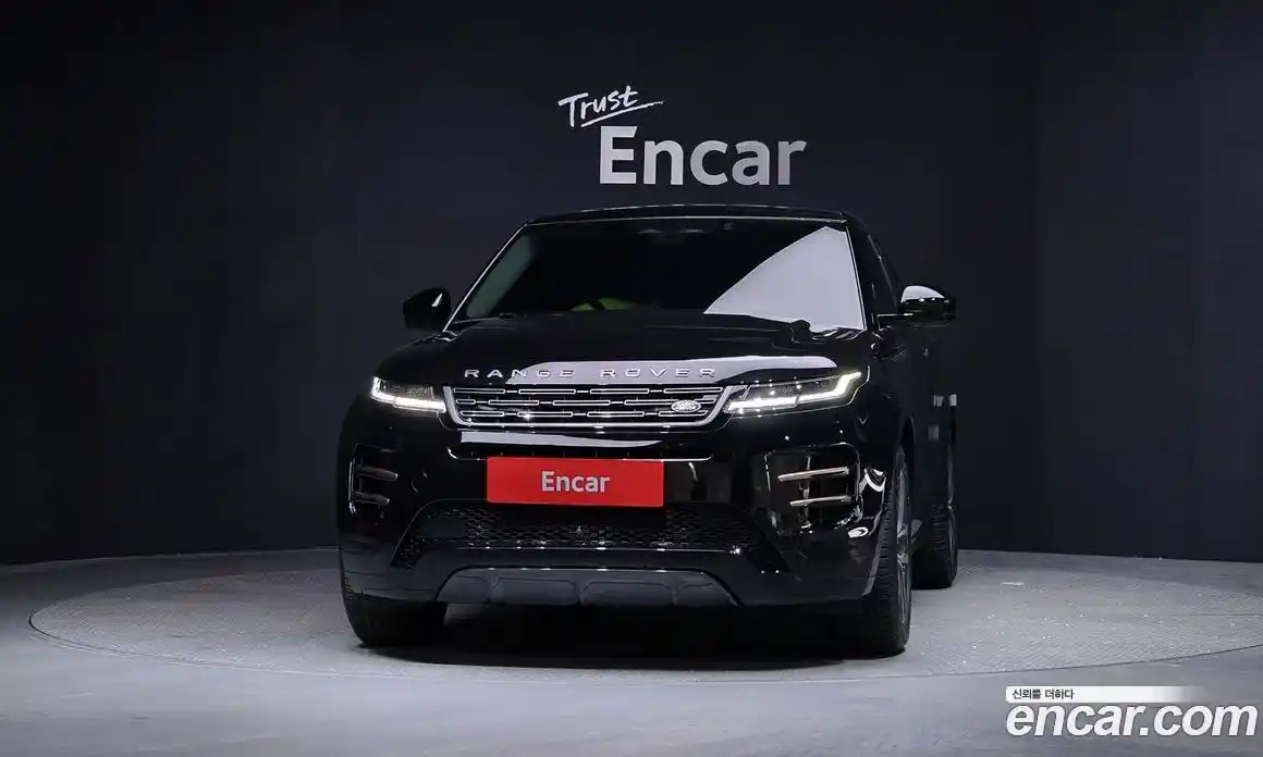 Land Rover Range-Rover Evoque 2025 2.0 гидро в Москве № 198036, фото 3