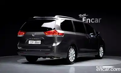 Toyota Sienna 2014 3.5 гидро в Москве № 199672, миниатюра 2