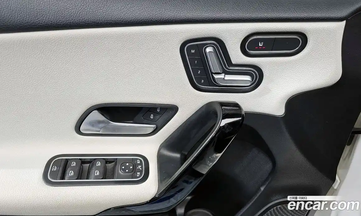 Mercedes-Benz A-Class 2020 2.0 гидро в Москве № 204490, фото 18