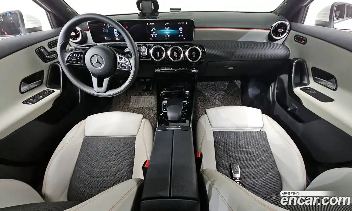 Mercedes-Benz A-Class 2020 2.0 гидро в Москве № 204490, фото 7