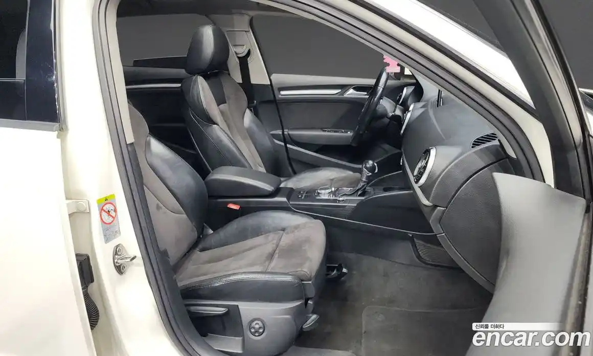 Audi A3 2015 2.0 гидро в Москве № 212671, фото 11