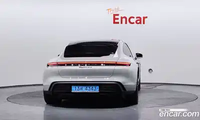 Porsche Taycan 2025 0.1 гидро в Москве № 212966, миниатюра 4