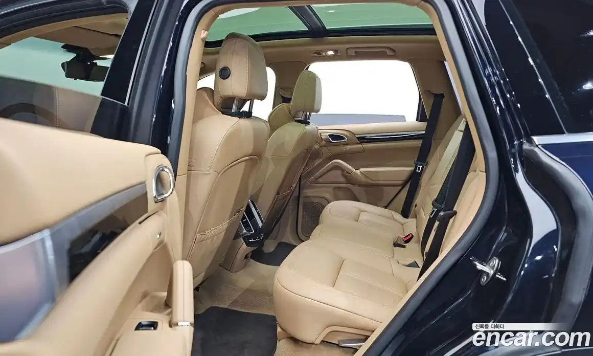 Porsche Cayenne 2015 3.6 гидро в Москве № 213274, фото 11