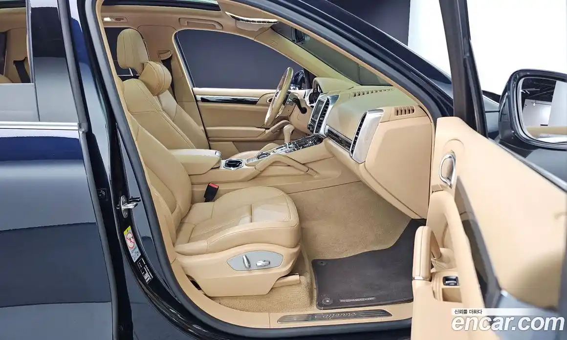 Porsche Cayenne 2015 3.6 гидро в Москве № 213274, фото 12