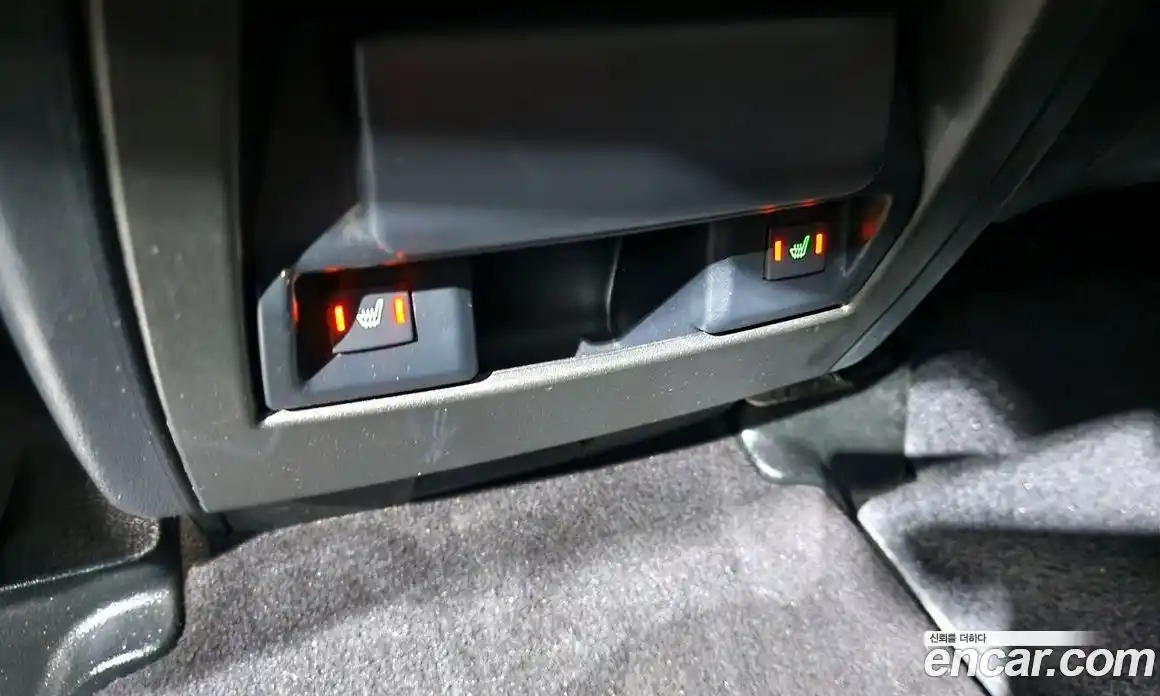 Land Rover Discovery 2015 3.0 гидро в Москве № 213861, фото 18