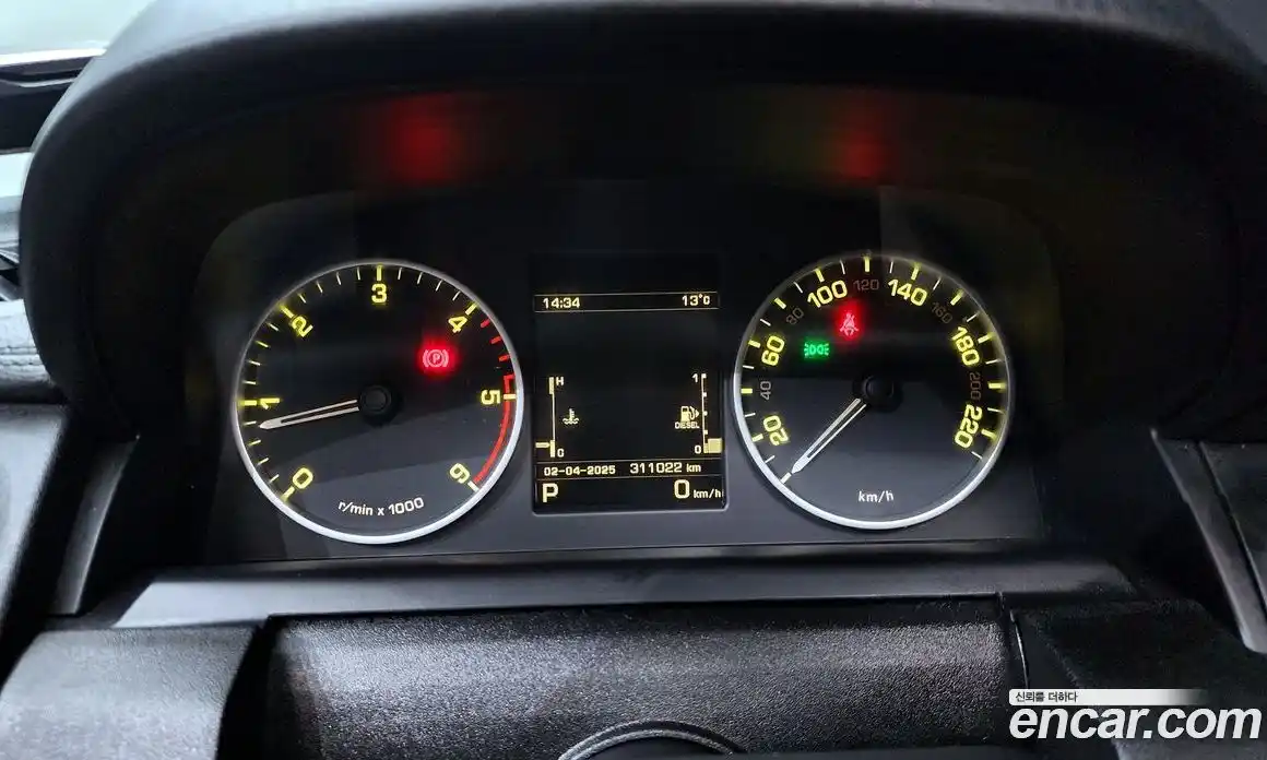 Land Rover Discovery 2015 3.0 гидро в Москве № 213861, фото 8