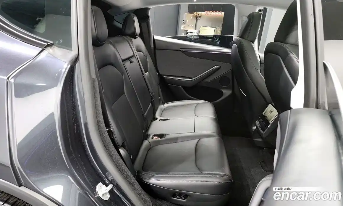 Tesla Model Y 2025 0.2 гидро в Москве № 214450, фото 12