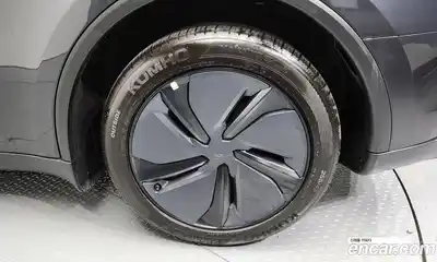 Tesla Model Y 2025 0.2 гидро в Москве № 214450, миниатюра 5