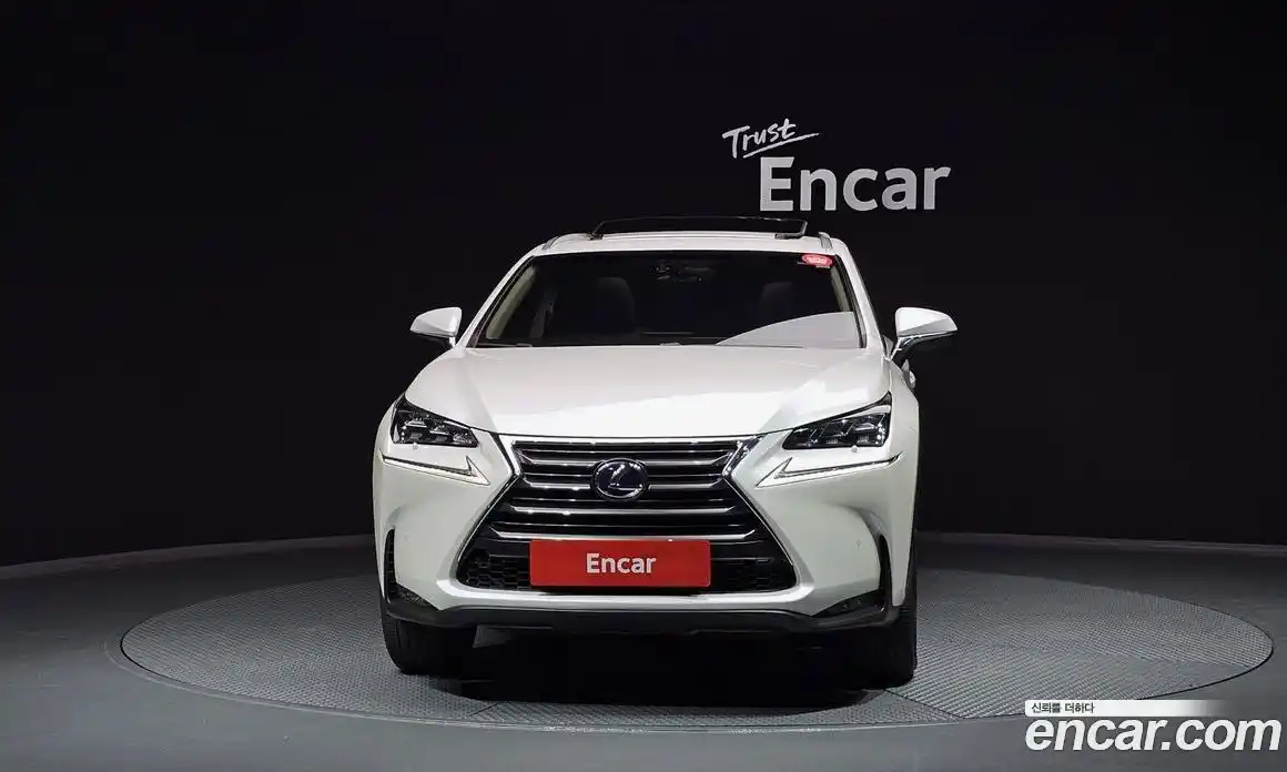 Lexus NX 2016 2.5 гидро в Москве № 214596, фото 3