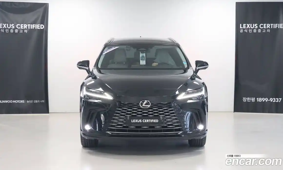 Lexus RX 2024 2.5 вариатор в Москве № 214760, фото 3