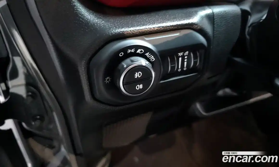Jeep Wrangler 2022 2.0 гидро в Москве № 215398, фото 18