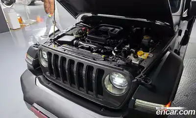 Jeep Wrangler 2022 2.0 гидро в Москве № 215398, миниатюра 6