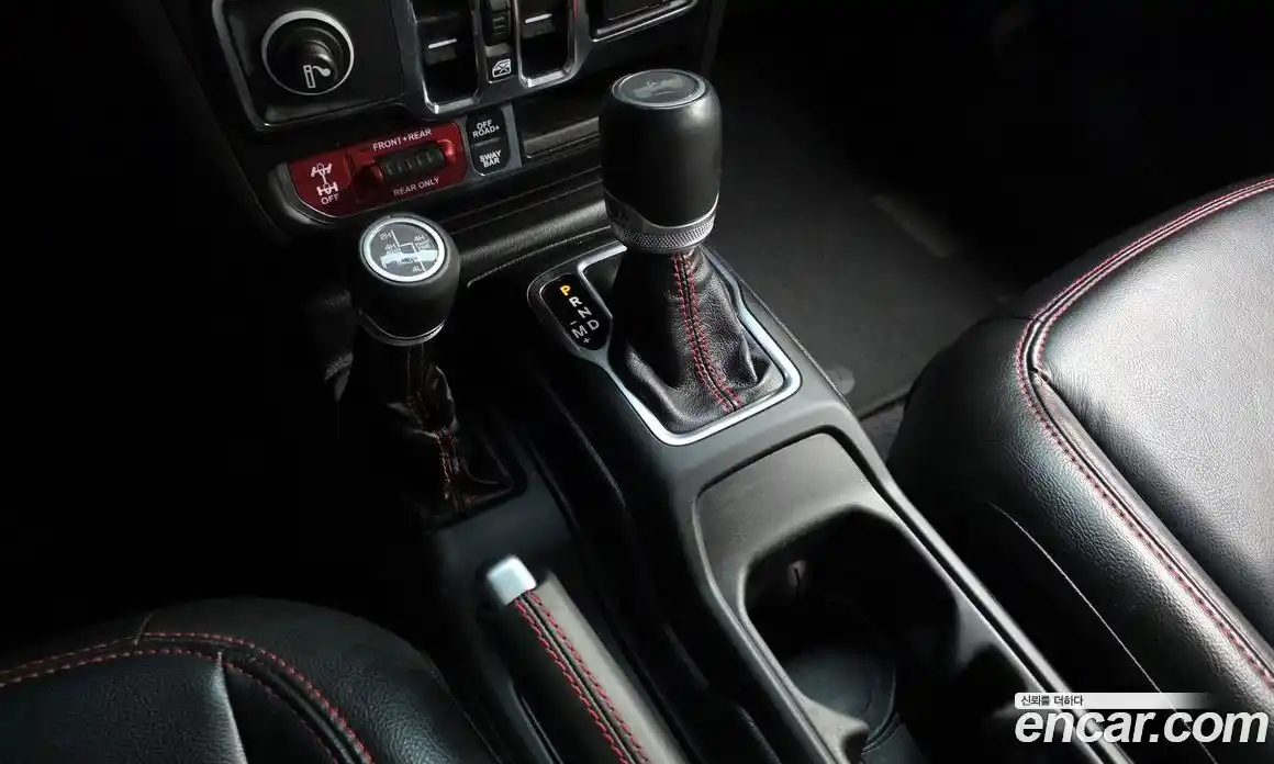 Jeep Wrangler 2022 2.0 гидро в Москве № 215398, фото 9