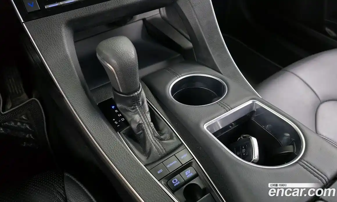 Toyota Avalon 2018 2.5 гидро в Москве № 215527, фото 9