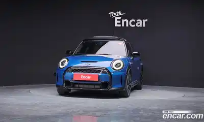 Mini Cooper 2023 2.0 гидро в Москве № 221526, миниатюра 3