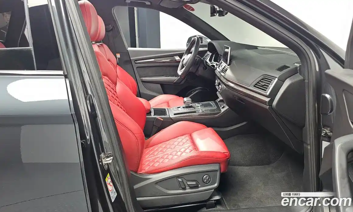 Audi SQ5 2020 3.0 гидро в Москве № 230119, фото 11