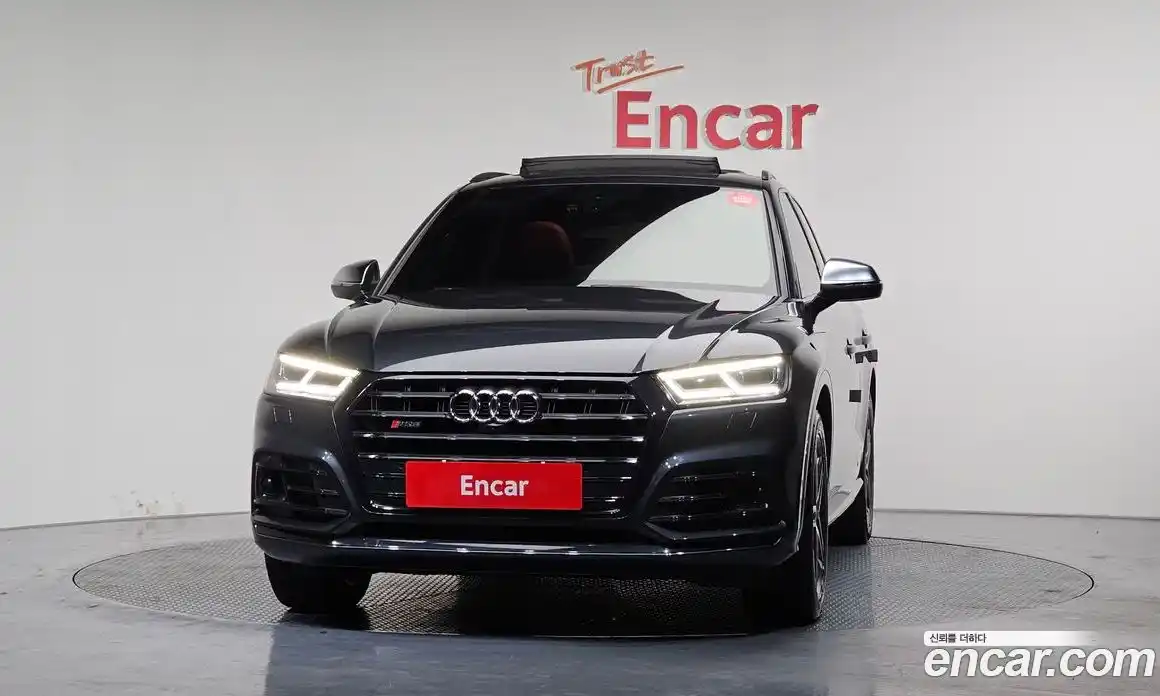 Audi SQ5 2020 3.0 гидро в Москве № 230119, фото 3