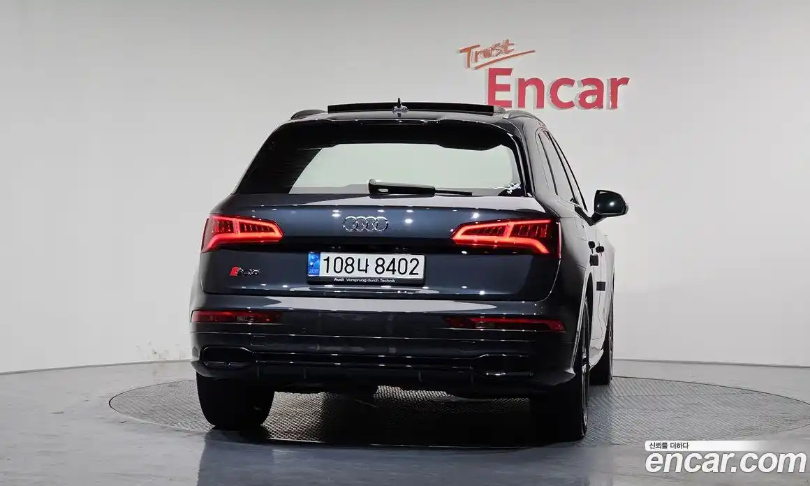 Audi SQ5 2020 3.0 гидро в Москве № 230119, фото 4