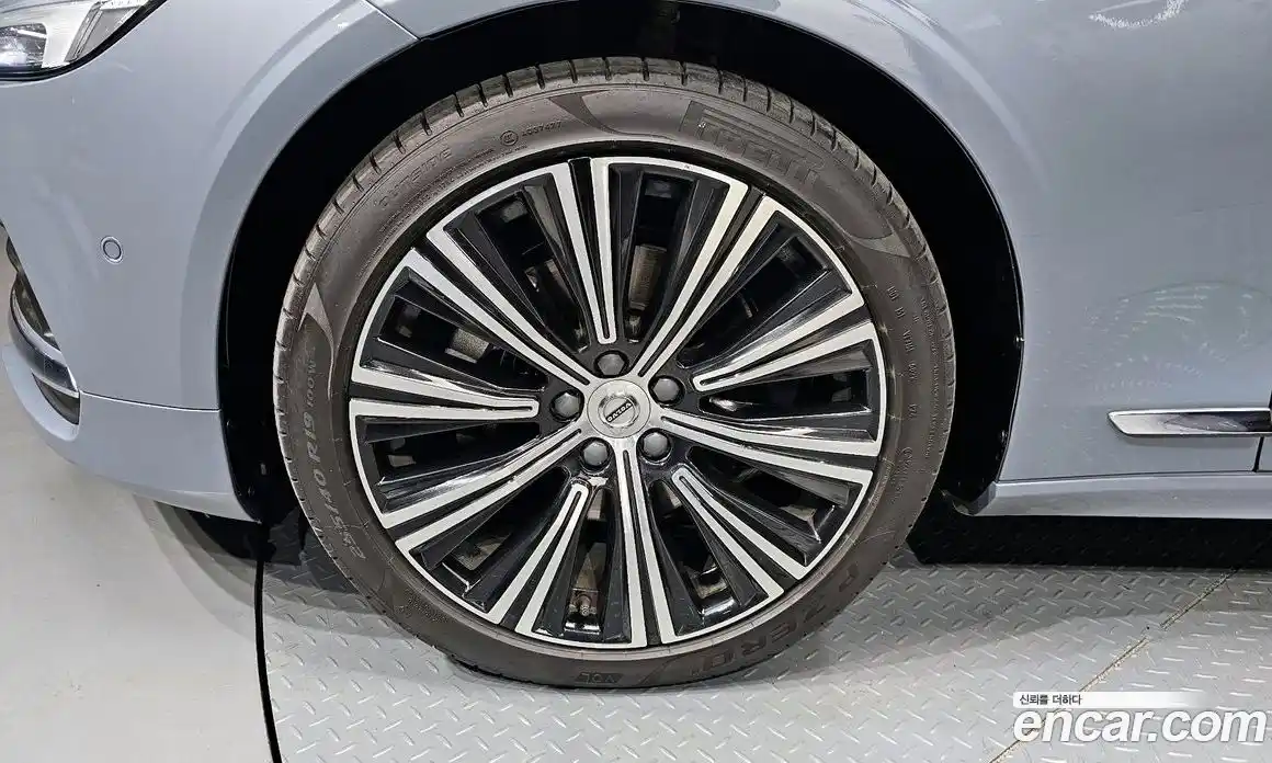 Volvo S90 2023 2.0 гидро в Москве № 230420, фото 5