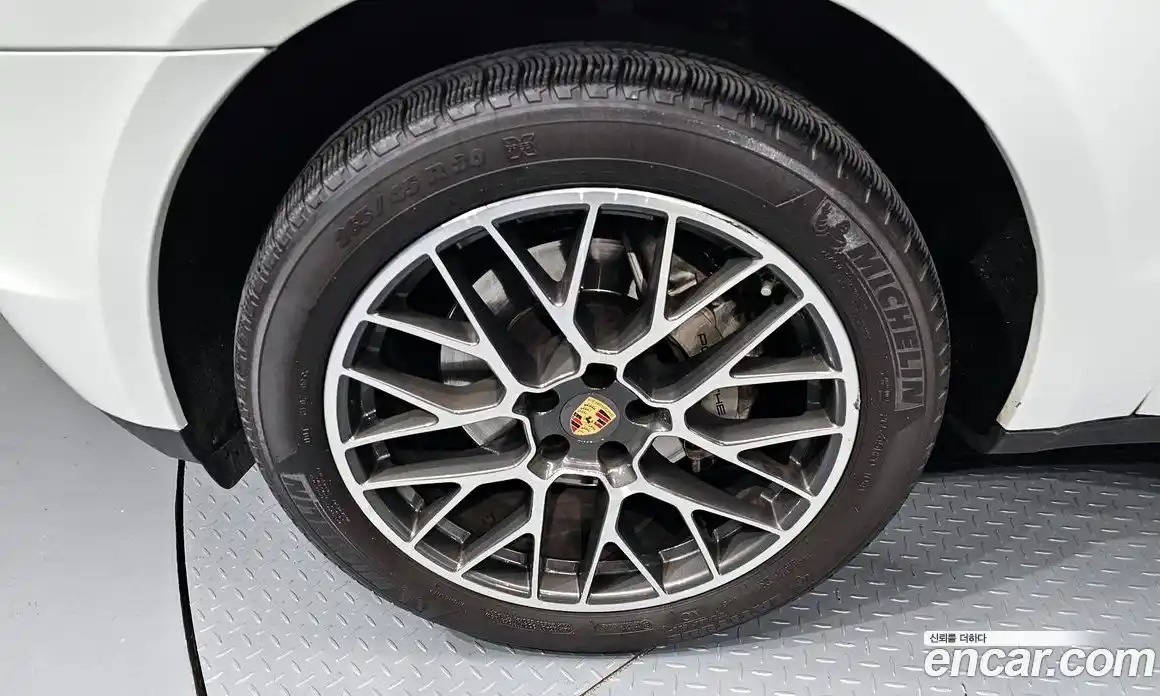 Porsche Macan 2016 3.0 гидро в Москве № 230995, фото 5