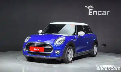 Mini Cooper, 2020
